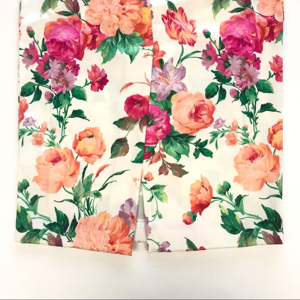 ⬇️$115🚨BUY NOW🚨 AGAIN DYLAN FLORAL MIDI DRESS - Picture 5 of 6